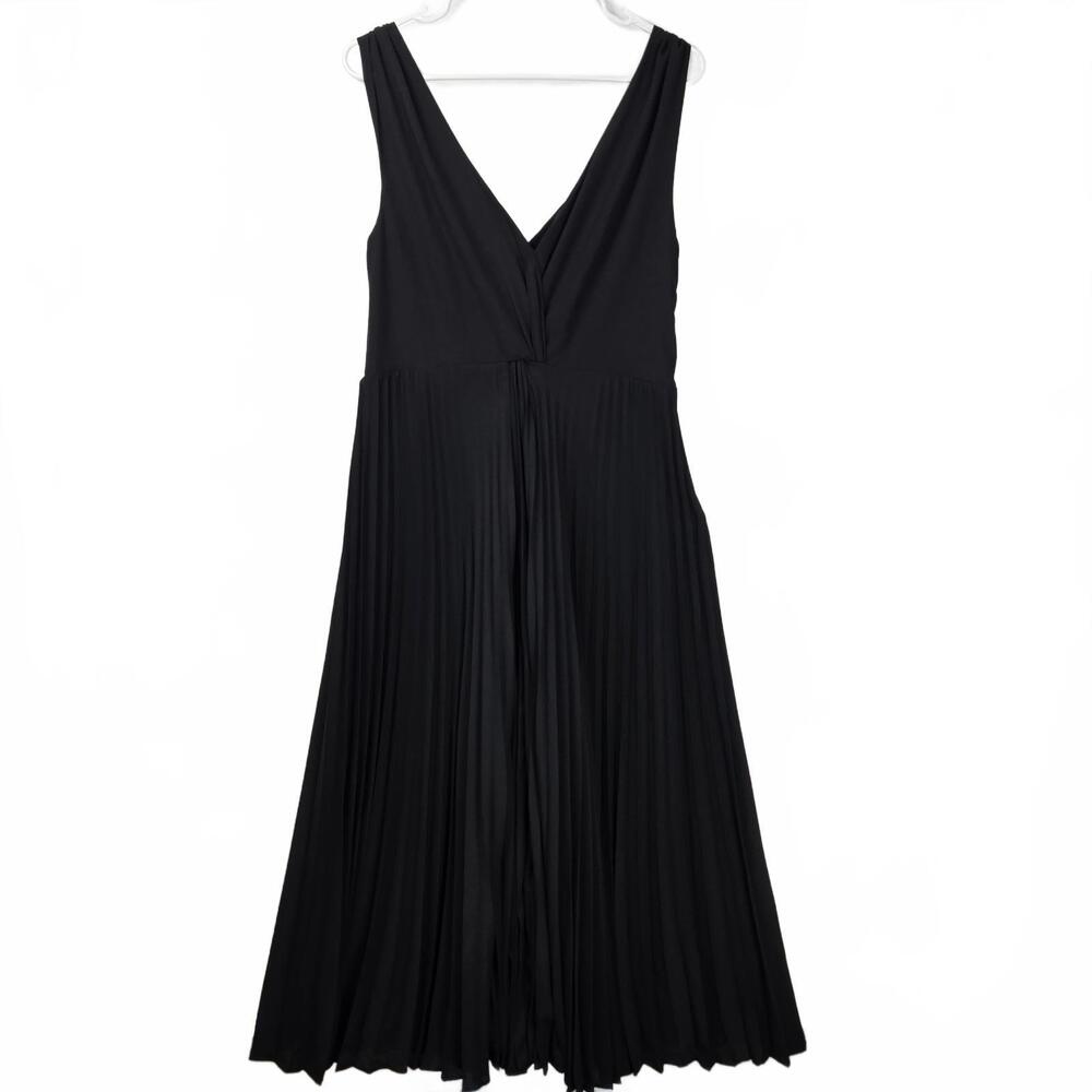 Vince Pleated Twist Front Elegant Black Dress Size 14